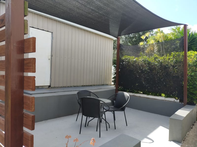 4 Bed home on 5 30
