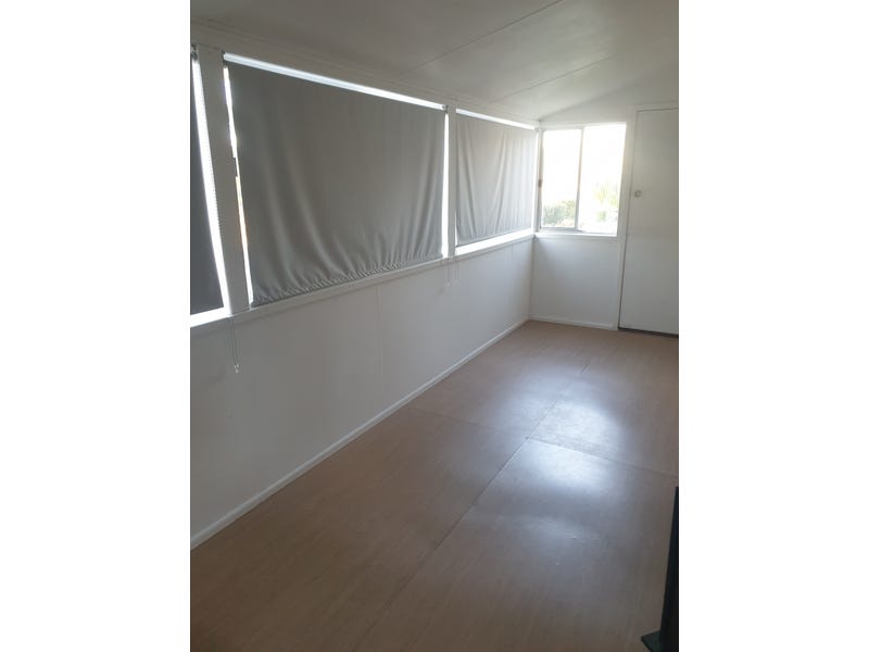 Lots of shed space & 17