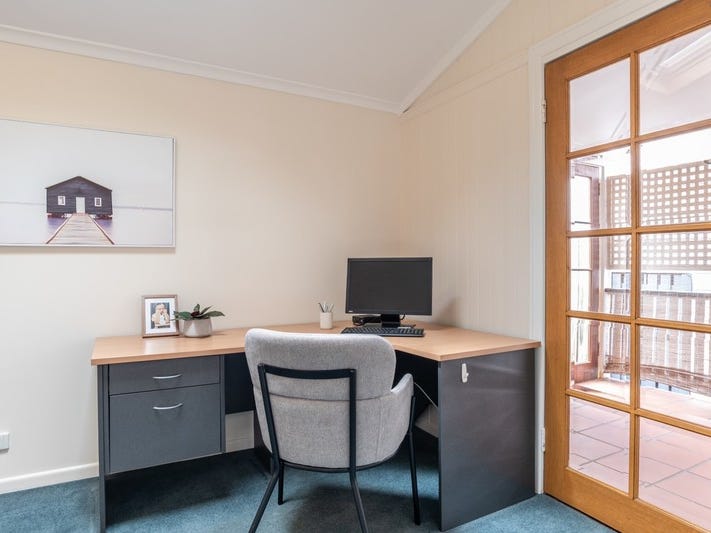 SELLING – 37 Annie St 16