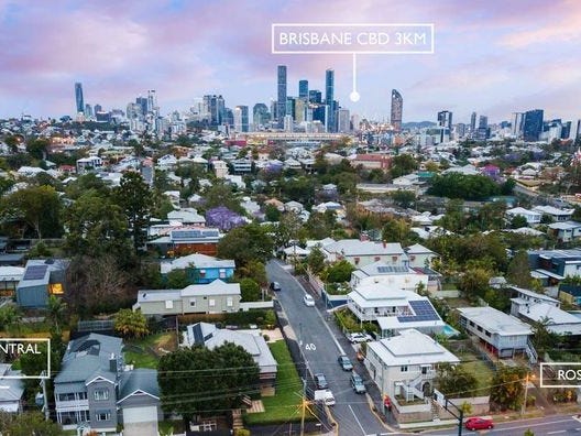 SELLING – 37 Annie St 30