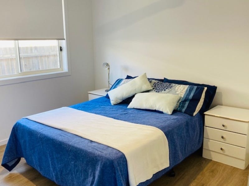 Under Offer 7