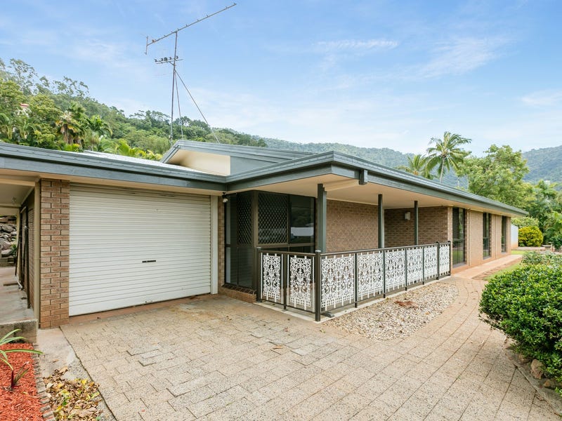 Solid family home in beautiful 1