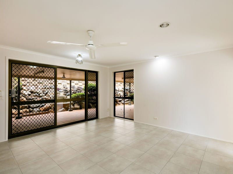 Solid family home in beautiful 10