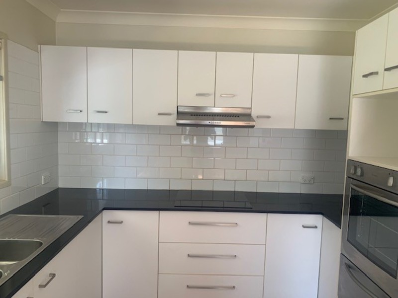 Offers over $549 000 considered 9
