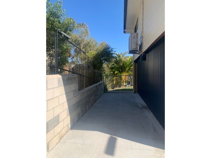 Offers over $549 000 considered 14