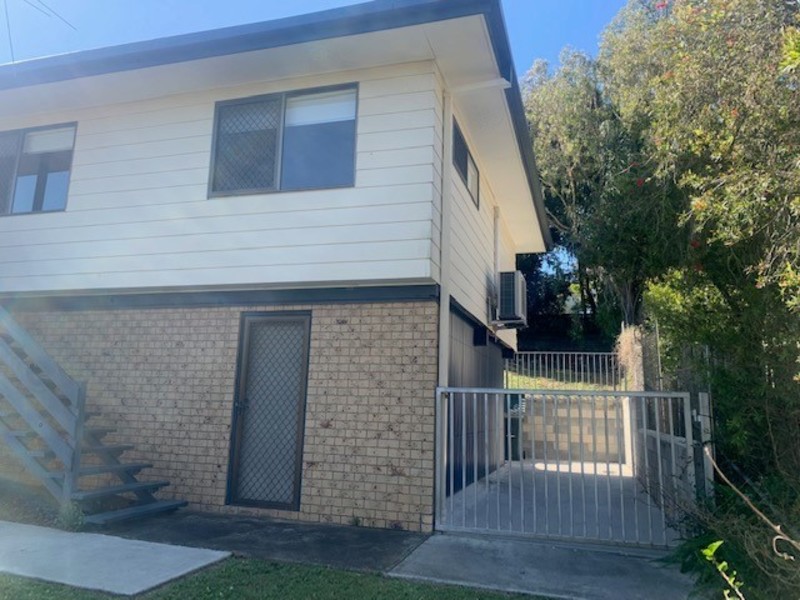 Offers over $549 000 considered 26