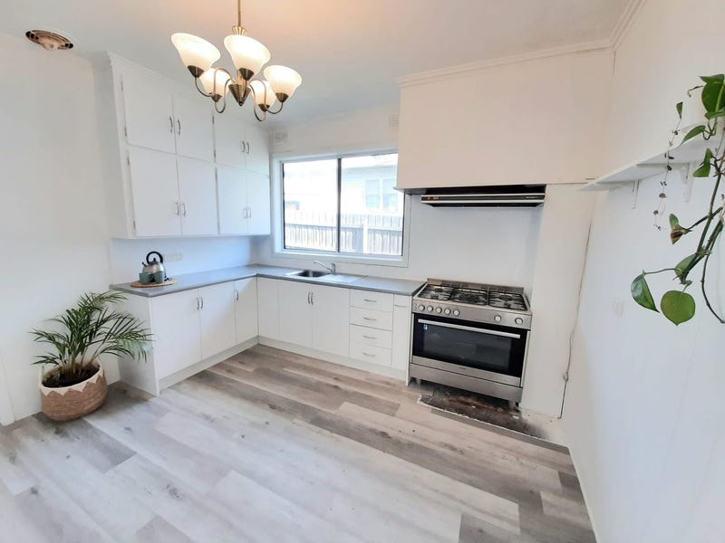 Freshly renovated, family home 2