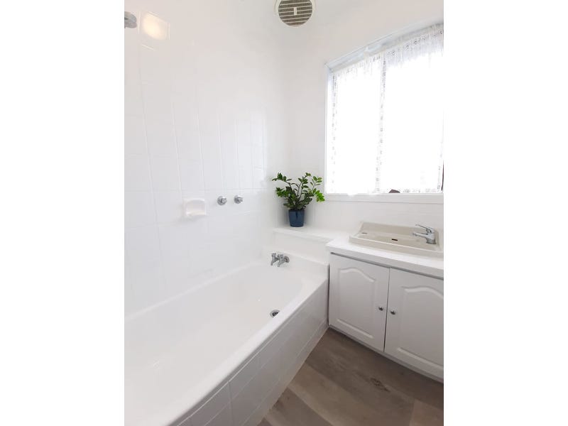 Freshly renovated, family home 5