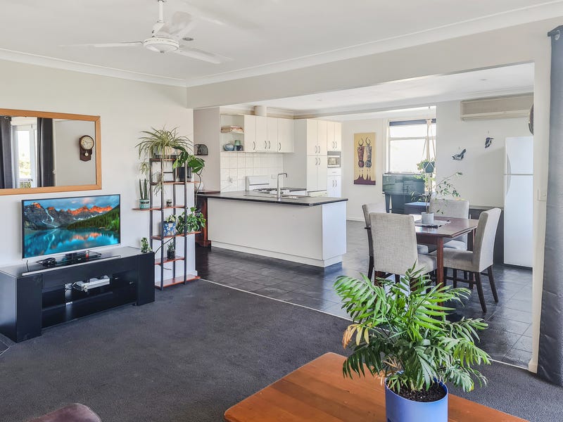 Great Property, Multiple Opportunities 6