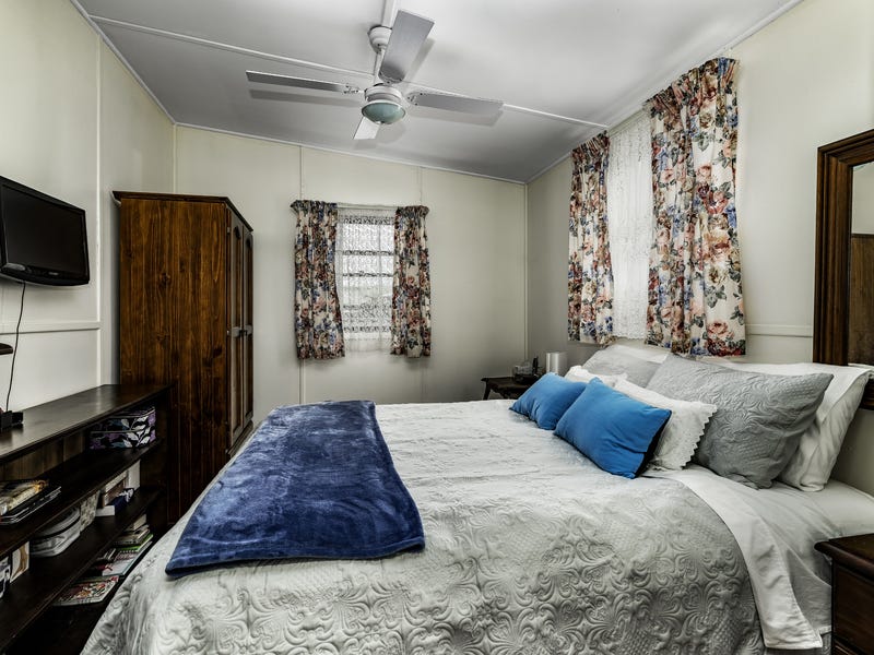 Under Contract 15