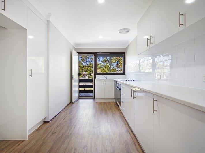 “3 Bedroom House Ashmore – 5