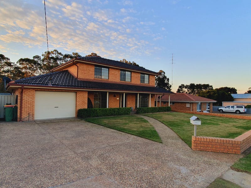 Executive Family Home on 1012m2 block