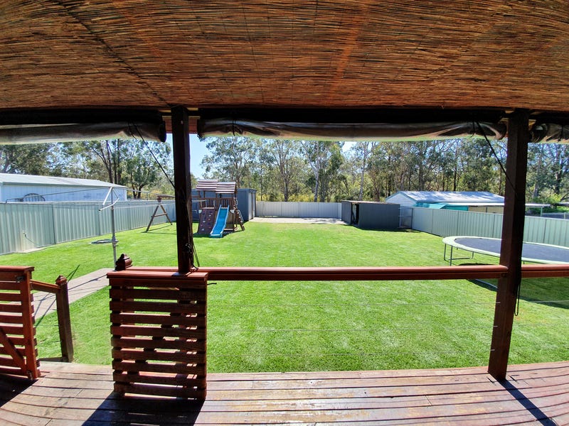 Executive Family Home on 1012m2 21