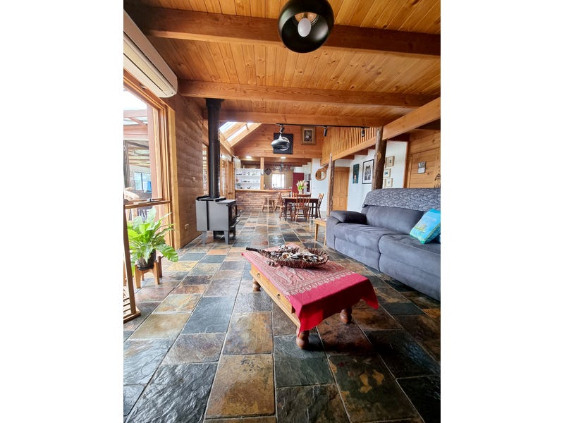 Quality Family home set on 9