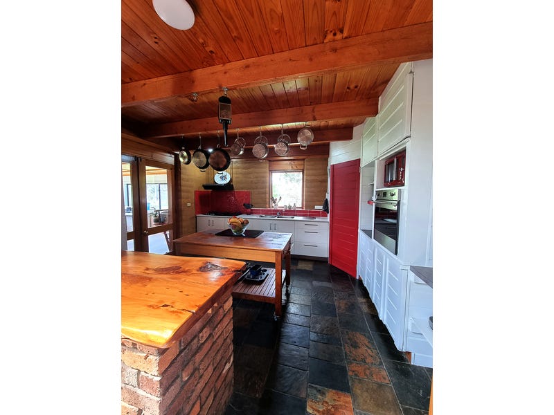 Quality Family home set on 13