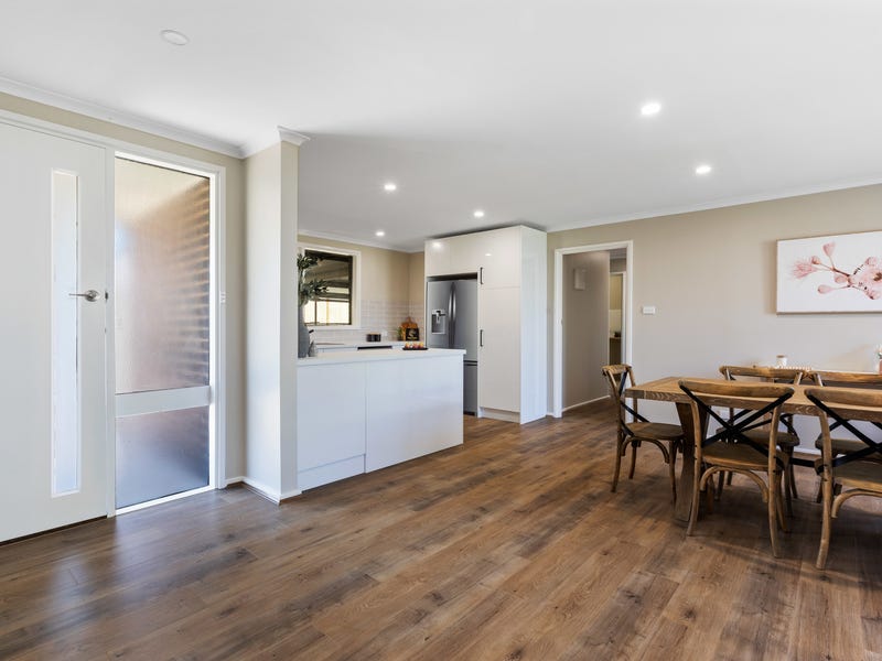 UNDER CONTRACT! 6