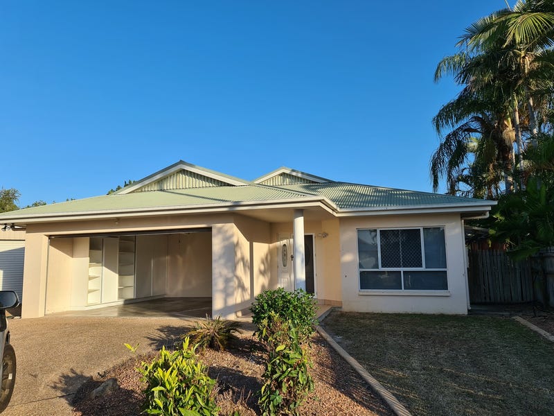 5 Bedroom Family Home with Shed and Pool