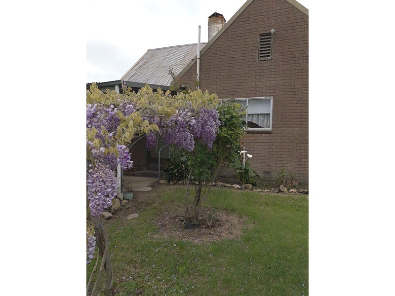 Home on Large Block 16