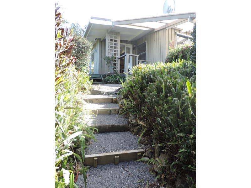 Forever Holiday House 18