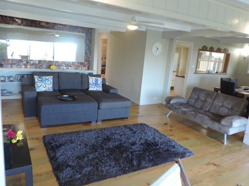 Forever Holiday House 20