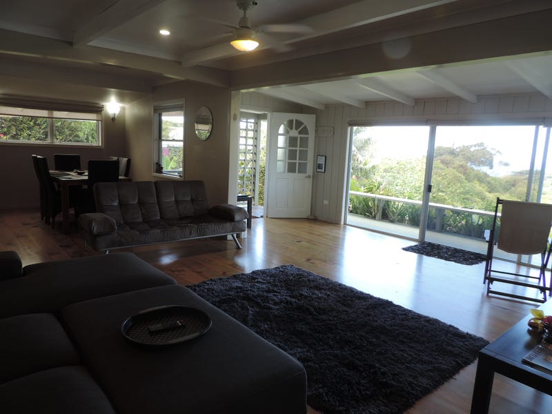 Forever Holiday House 21