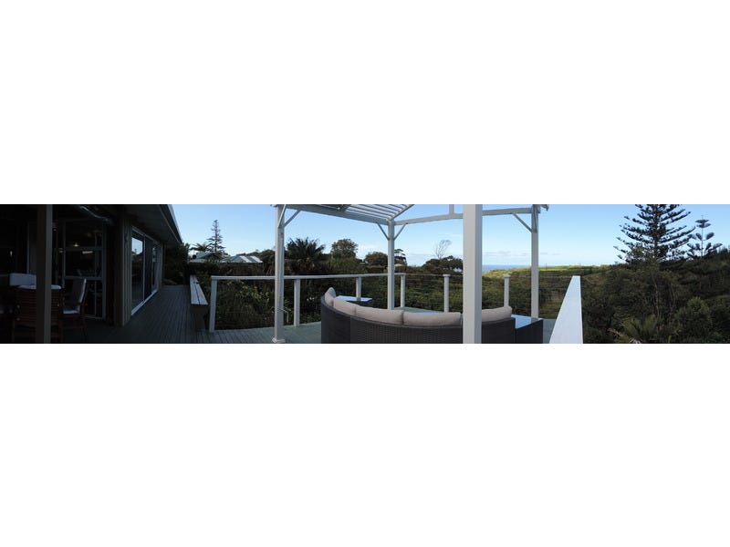 Forever Holiday House 26