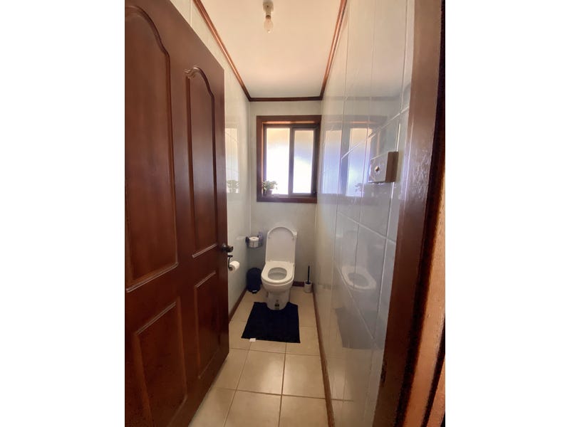 Four Bedroom Brick Home 18