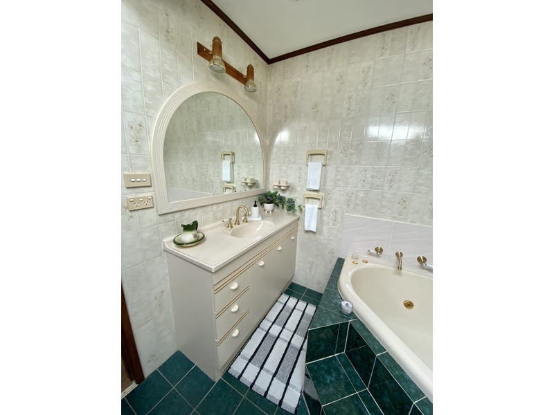 Four Bedroom Brick Home 24