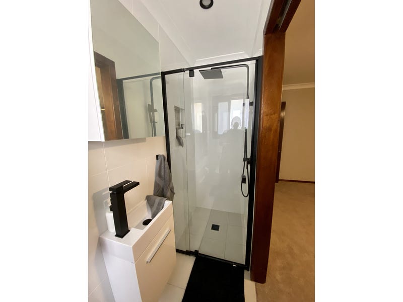 Four Bedroom Brick Home 28