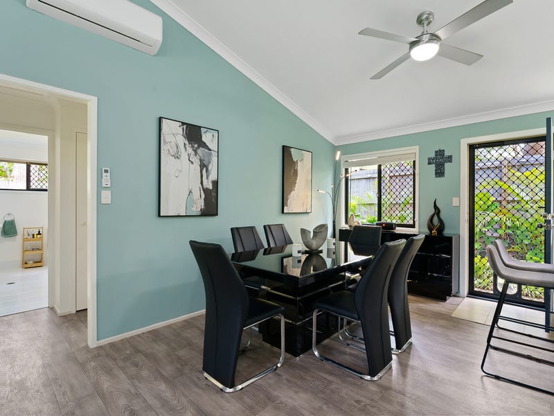 MANICURED GARDENS…. Immaculate Modern Home, 3