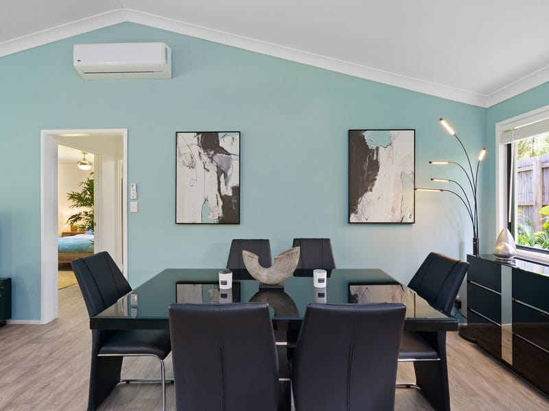 MANICURED GARDENS…. Immaculate Modern Home, 4