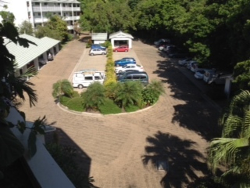 Tropical Resort Top Floor apartment 4