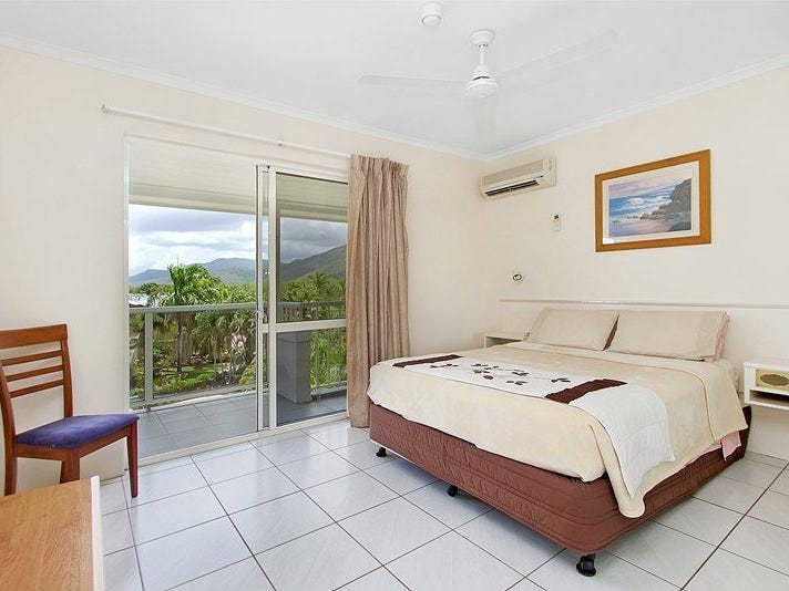 Tropical Resort Top Floor apartment 10