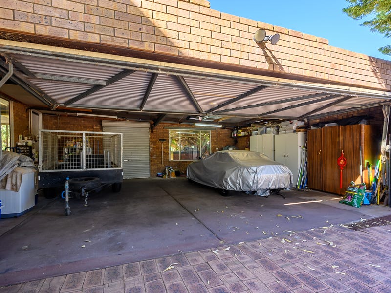 LIFESTYLE  PROPERTY ON 3 3