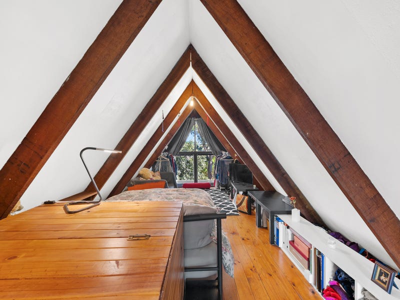 LIFESTYLE  PROPERTY ON 3 7