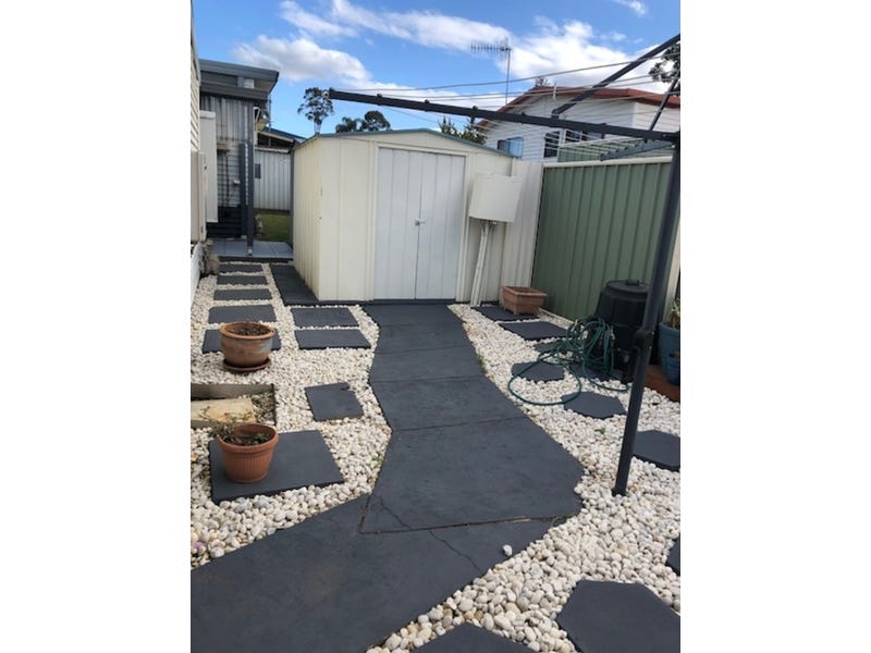 Ready and Waiting Relocatable Home 22