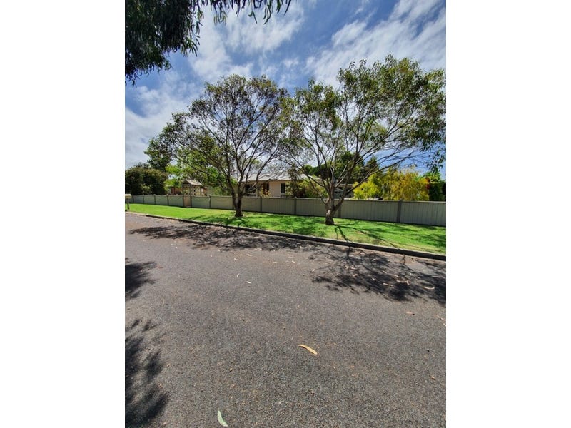 UNDER OFFER    2