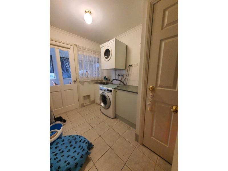 UNDER OFFER    15