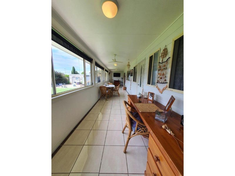UNDER OFFER    17