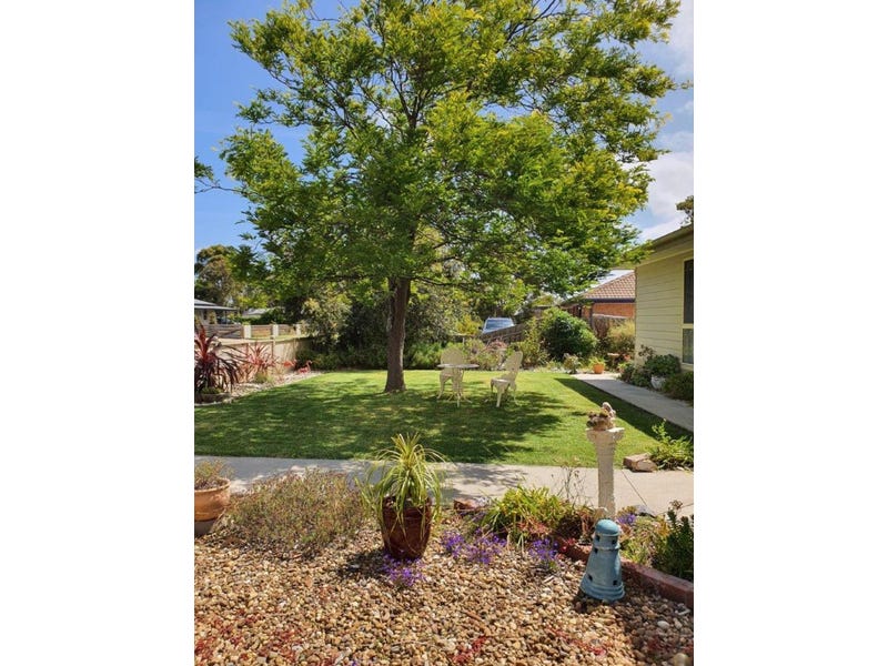 UNDER OFFER    22