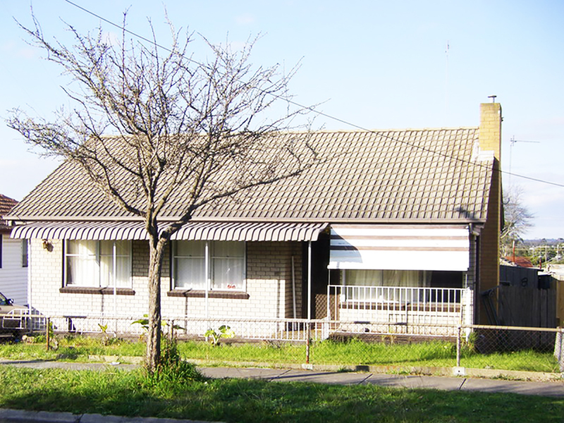 3-BEDROOMS CLOSE TO PUBLIC TRANSPORT