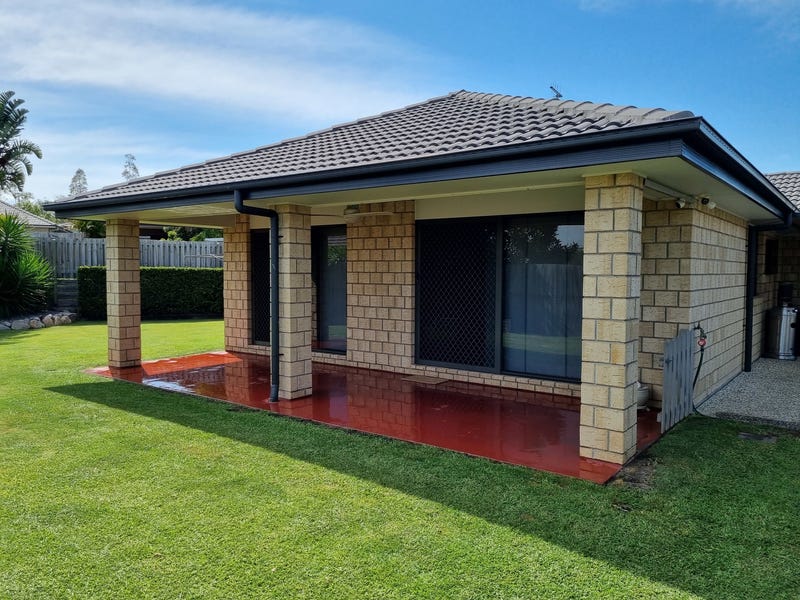 Immaculate 3 Bedroom Home in 12