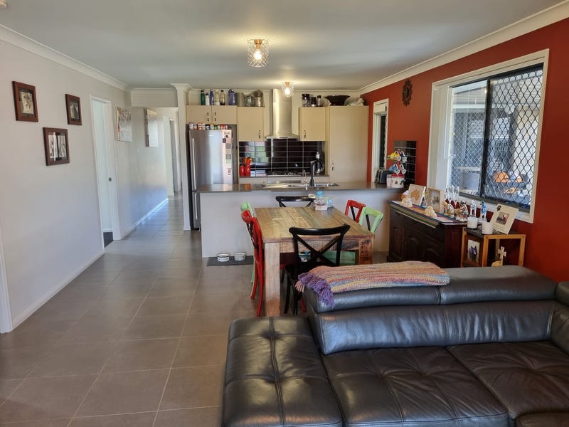 Immaculate 3 Bedroom Home in 18