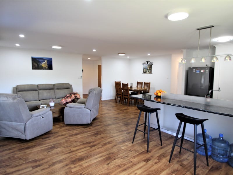 SEASIDE PARADISE –  SOLD! 4