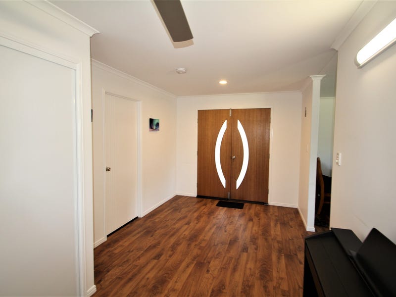 SEASIDE PARADISE –  SOLD! 9