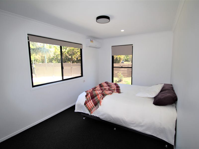 SEASIDE PARADISE –  SOLD! 21