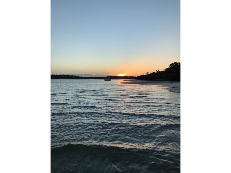 SEASIDE PARADISE –  SOLD! 23