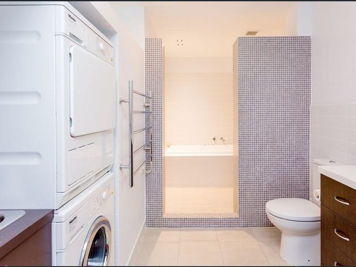 Under contract – Offers 15
