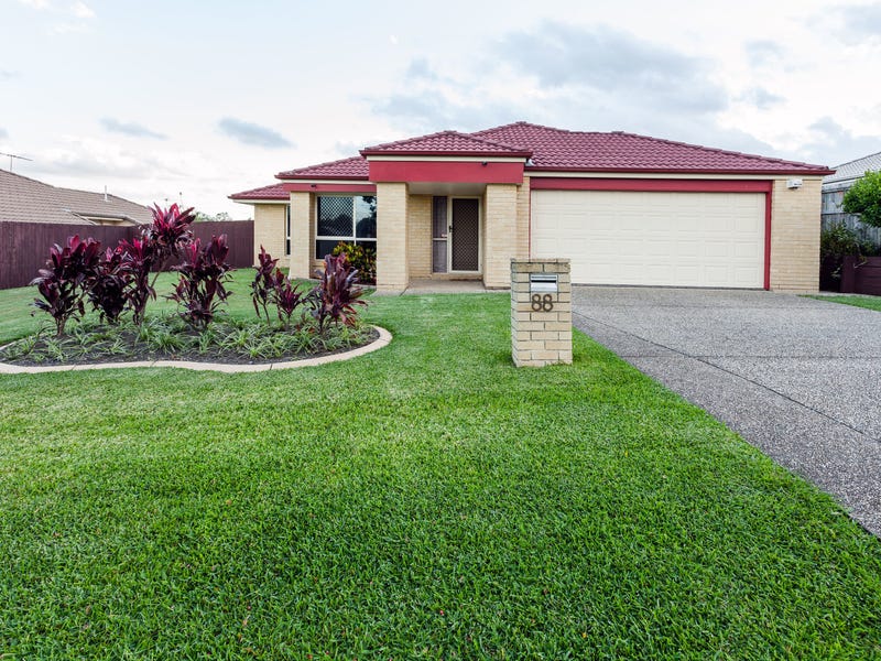 ** UNDER OFFER **