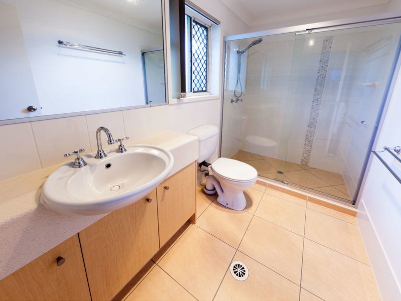 ** UNDER OFFER ** 10